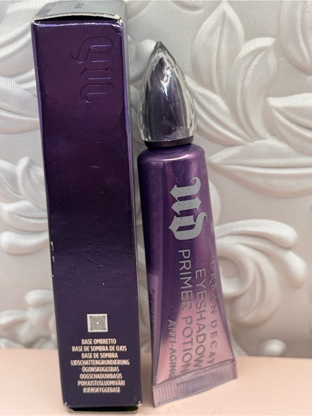 Urban decay eyeshadow primer potion- anti-aging .33oz eye primer - Picture 6 of 6